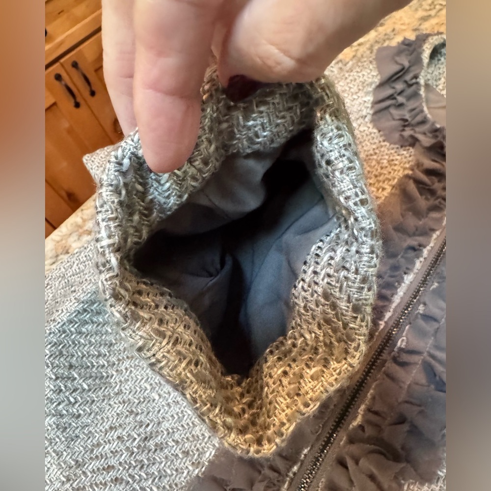 Mac & Jac Granite Gray Tweed Blazer with Frayed Trim and Tailored Fit - Picture 9 of 13